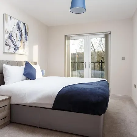 Ridge Court House - 6 Bedrooms - 5 Bathrooms - Sleeps 12 *